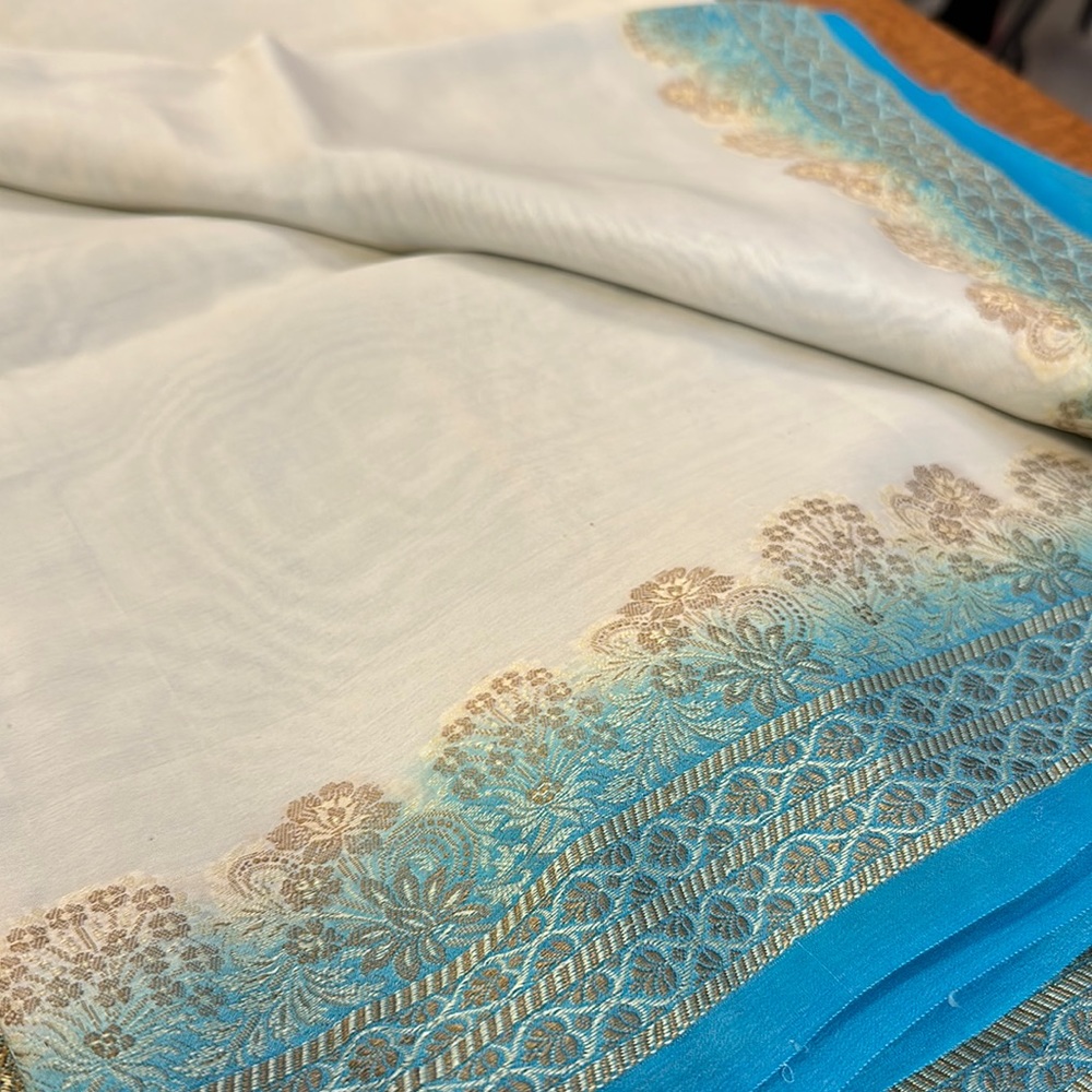 Silk saree ivory .. gently used